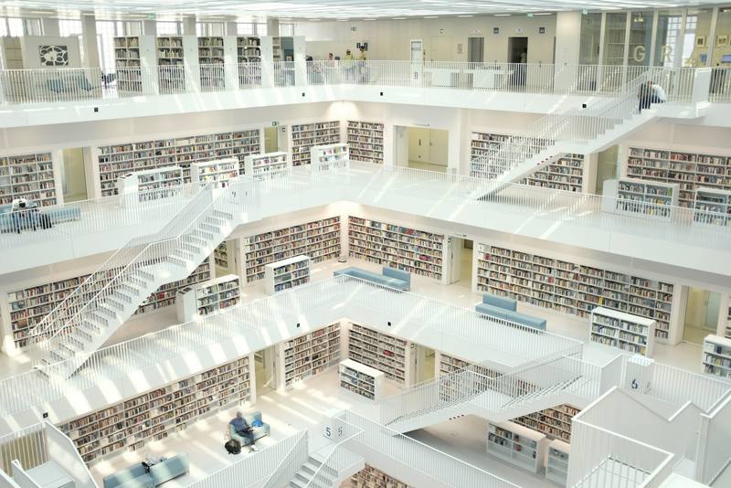 The white, terraced reading hall of Stuttgart’s city library